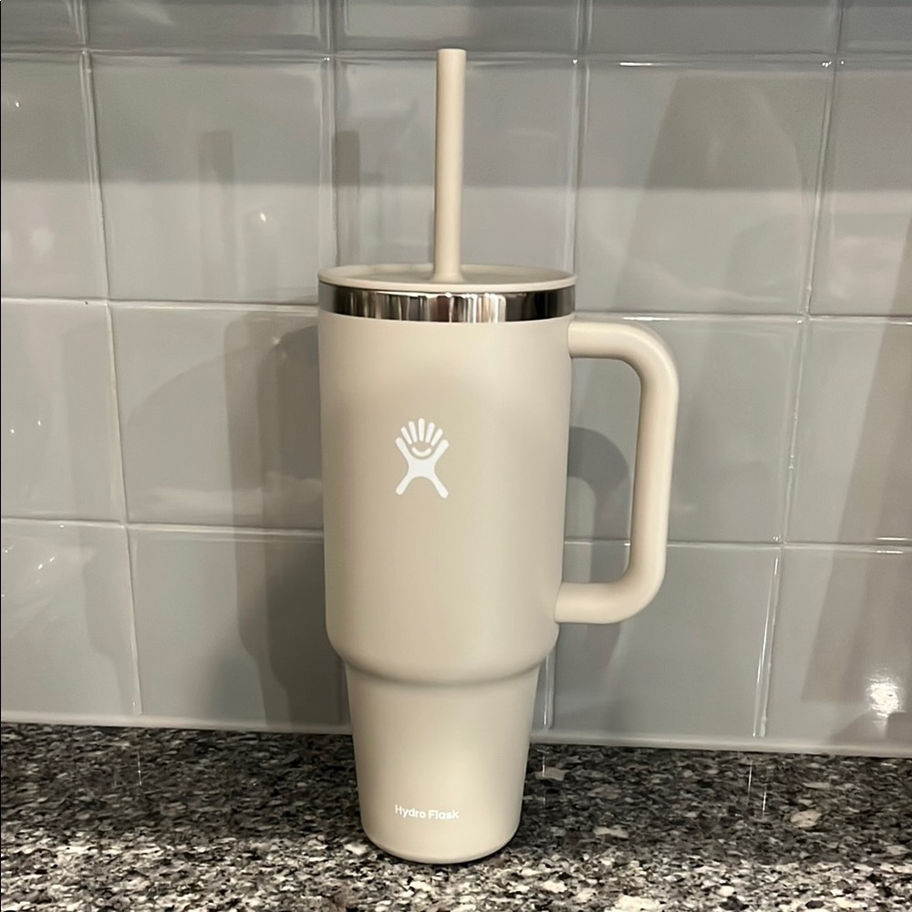 Hydro Flask Travel Tumbler - “Oat”